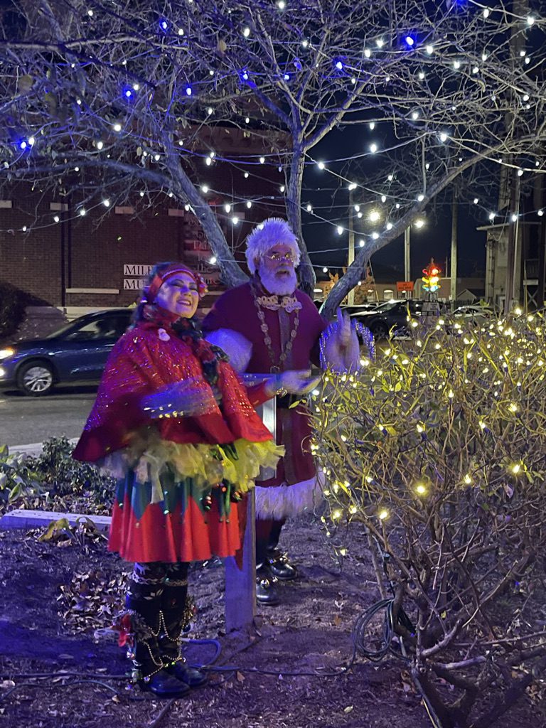Annual tree lighting ceremony held in Milford Milford LIVE! Local