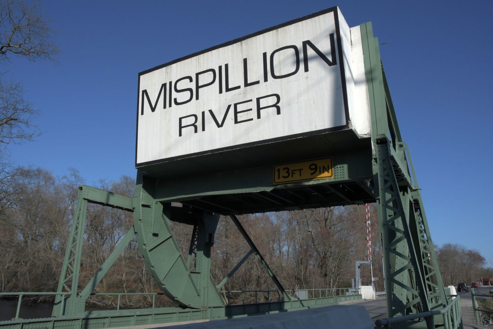 Featured image for “Large boats must find detour around Mispillion River bridge”