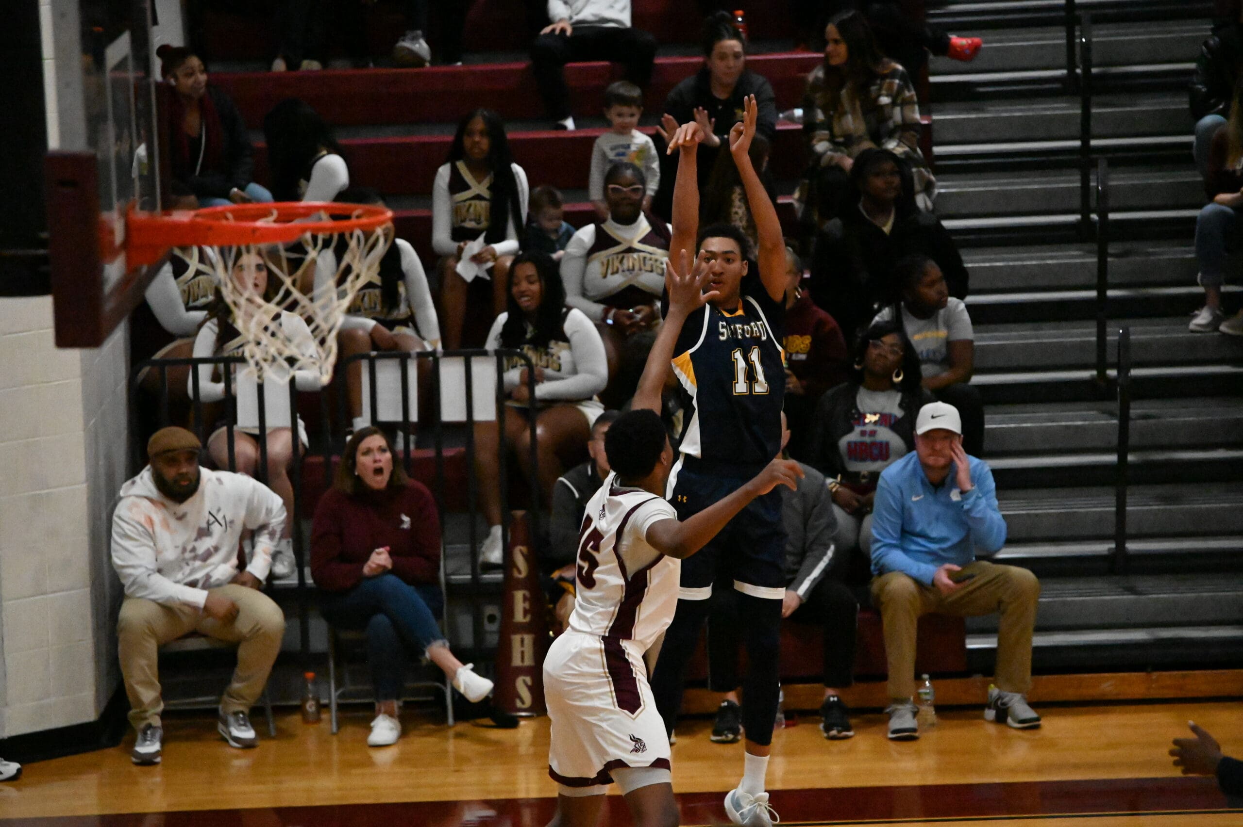 Featured image for “Courtside View – Final boys basketball top 10 rankings”