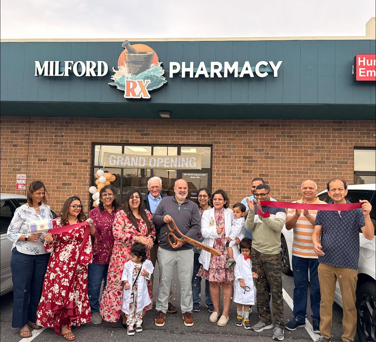 Featured image for “Milford Rx Pharmacy celebrates grand opening in Milford”
