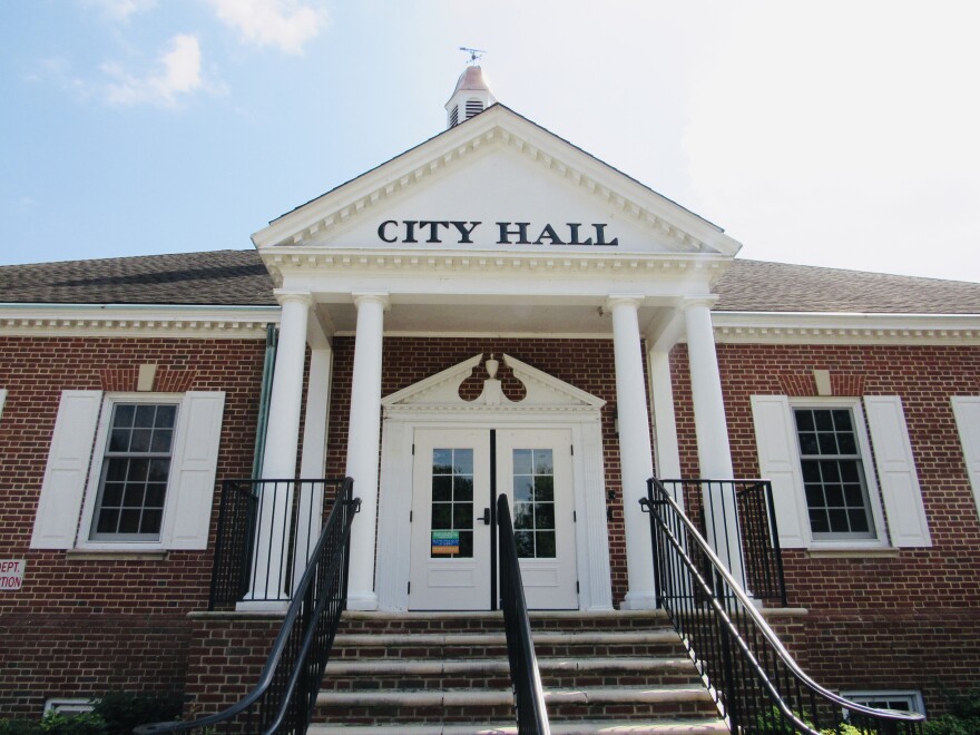 Featured image for “Milford voters to decide key council races as city election nears”