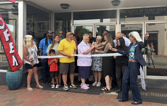 Sip and Simmer opens in downtown Milford with family recipes, cocktails 3 ribbon cutting