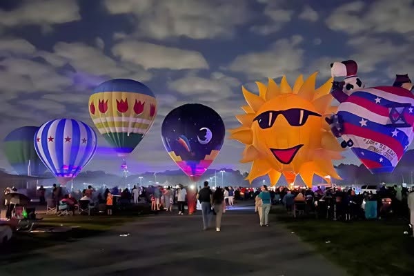 Balloon Shows USA Hot Air Balloon Festival set for August return at Dover Motor Speedway 3 The Balloon Shows USA Hot Air Balloon Festival will return to Dover Motor Speedway Aug. 7-8 after being rescheduled from July due to projected inclement weather. (Photo courtesy of Dover Hot Air Balloon Festival.)